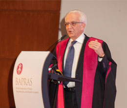 Dr Foad Nahai awarded Honorary Fellowship of Royal College of Surgeons of England 